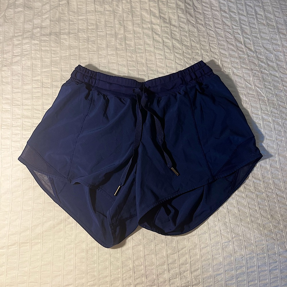 Lululemon Hotty Hot Short 4”